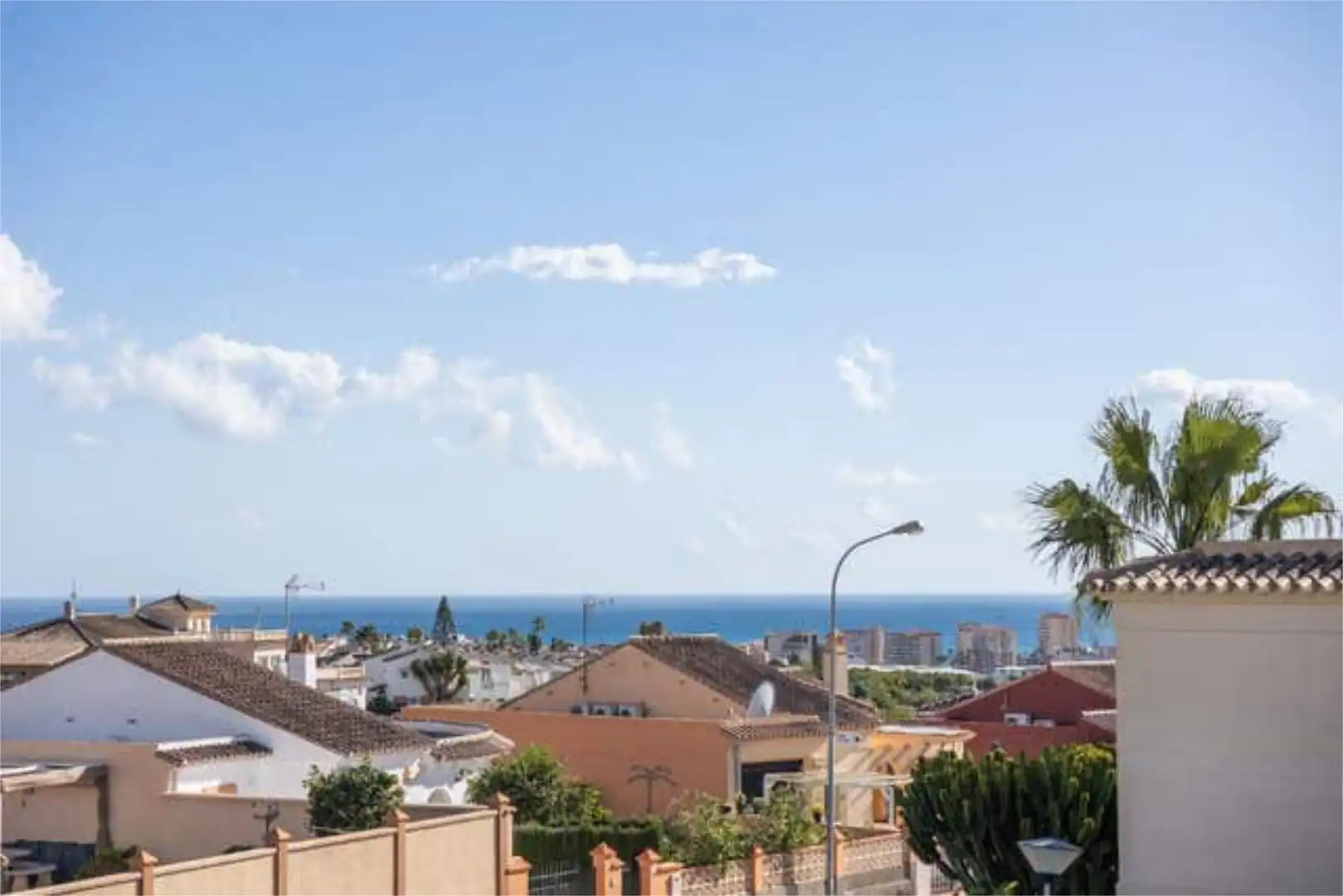 Apartamento de alquiler en Urbanización Santa Rosa