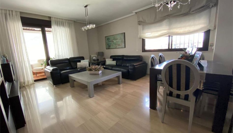 Pis de lloguer a Calle Bailarina Anna Pavlova, 6, Tablero Bajo - Arruzafilla, Córdoba Capital - imatge 1 Foto 1 de Pis de lloguer a Calle Bailarina Anna Pavlova, 6, Tablero Bajo - Arruzafilla, Córdoba Capital