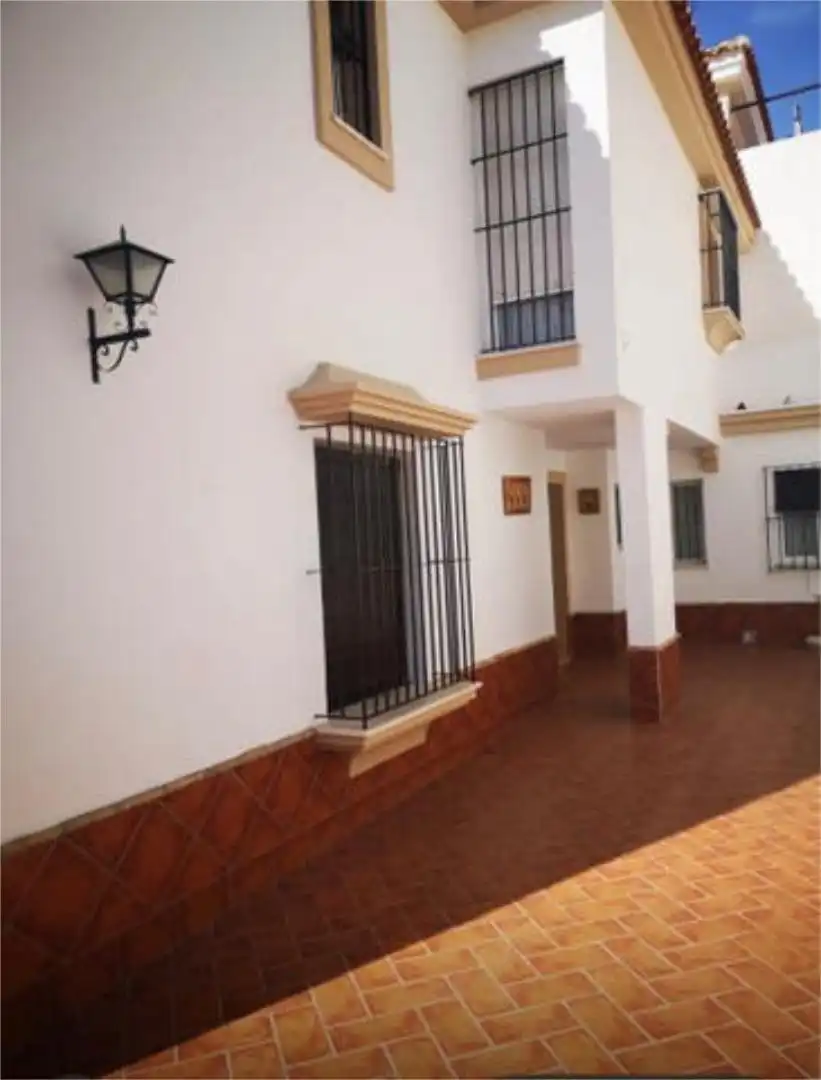 Casa o chalet en venta en Lebrija con Terraza y Amueblado