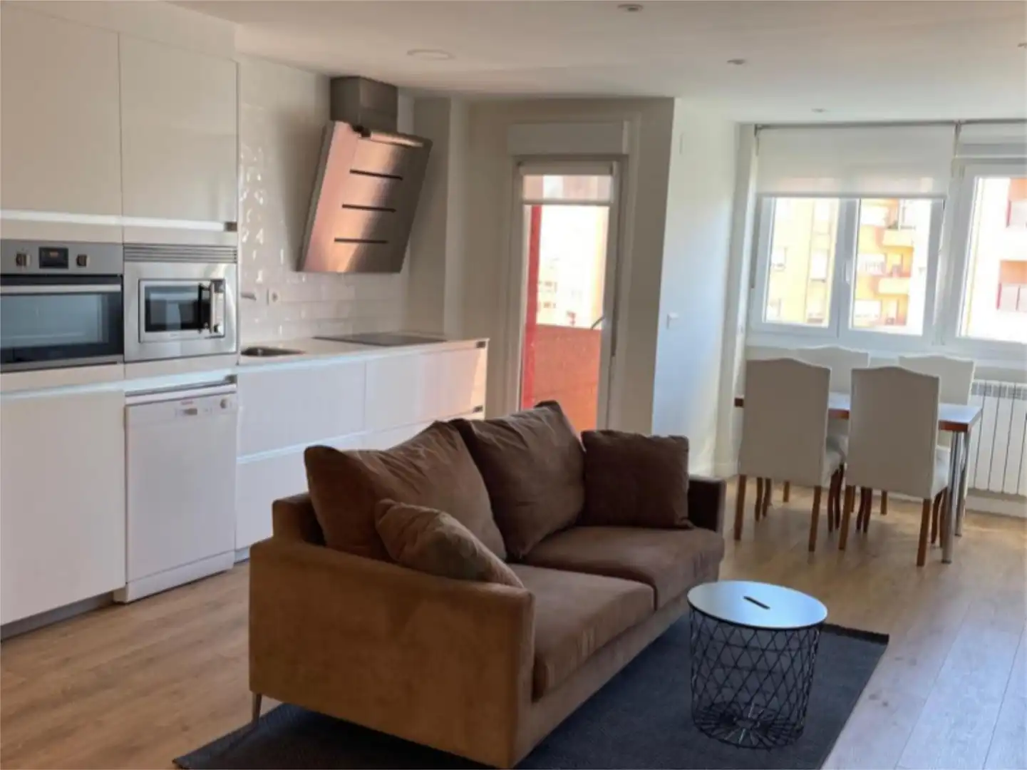 Piso en venta en Obispo Ballester Kalea, 51, Aranbizkarra Sala de estar de Piso en venta en Vitoria - Gasteiz con Terraza y Balcón