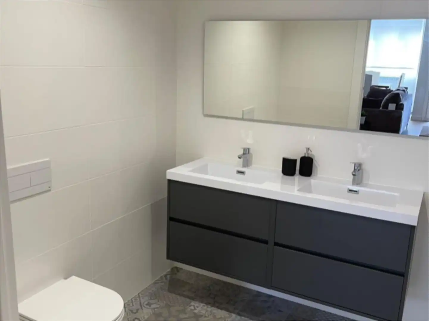 Piso en venta en Obispo Ballester Kalea, 51, Aranbizkarra Baño de Piso en venta en Vitoria - Gasteiz con Terraza y Balcón
