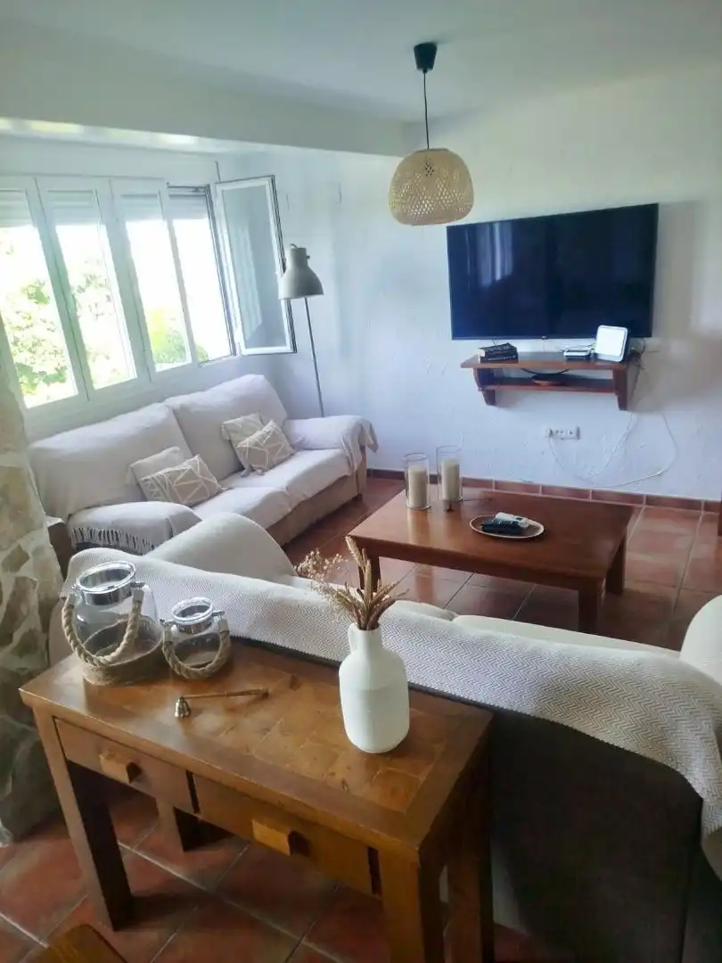 Flat for rent in Calle Ruleta, 36, El Juncal - Vallealto