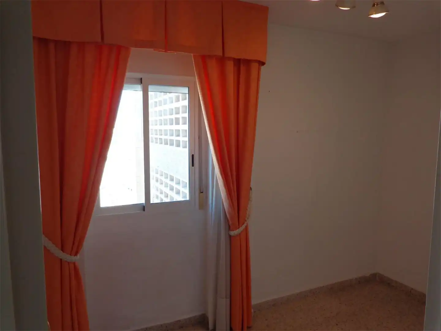 Flat for sale in Carrer Bono Guarner, 21, Santo Domigo Bedroom of Flat for sale in Alicante / Alacant with Air Conditioner, Heating and Terrace