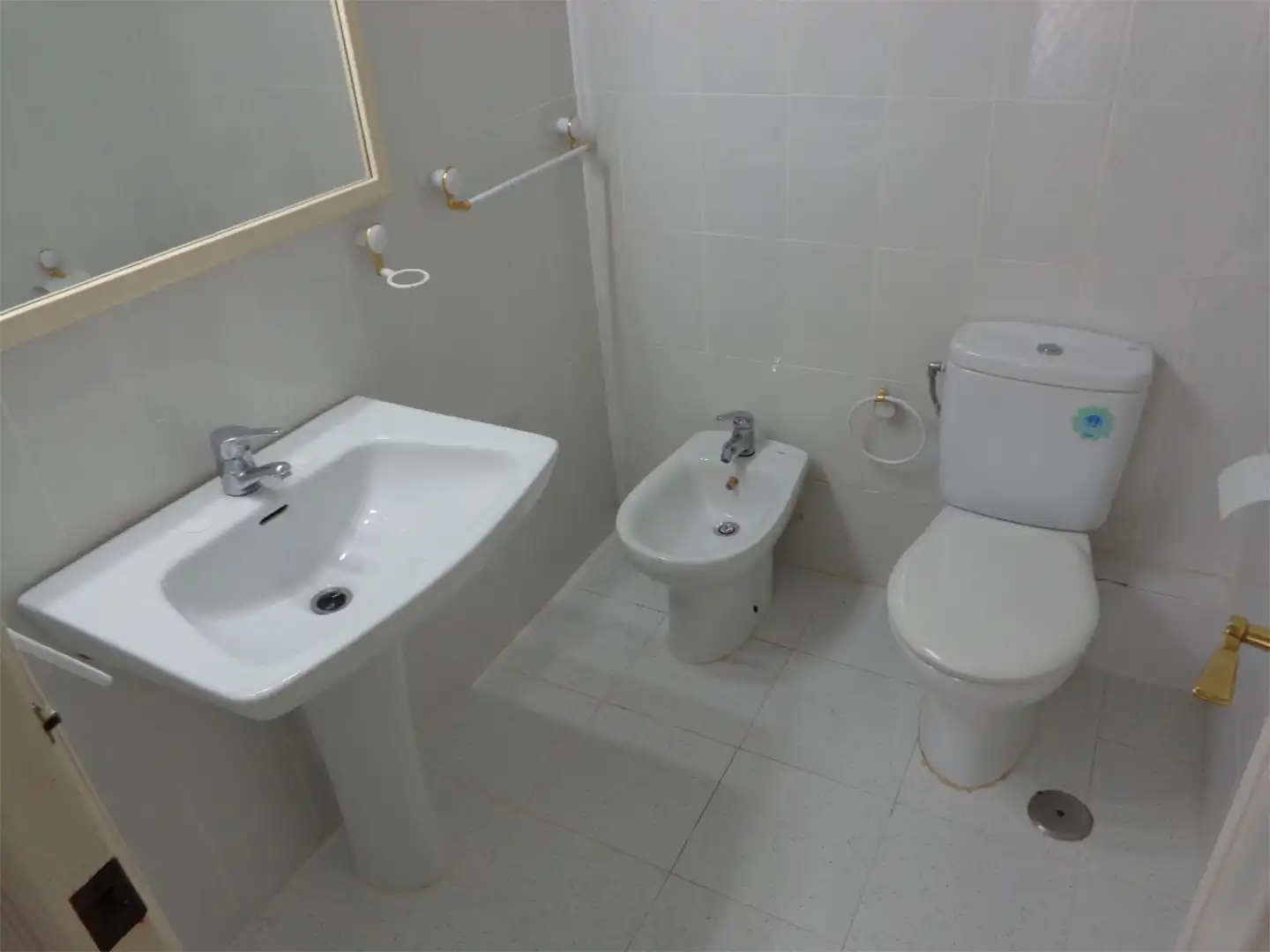 Flat for sale in Carrer Bono Guarner, 21, Santo Domigo Bathroom of Flat for sale in Alicante / Alacant with Air Conditioner, Heating and Terrace