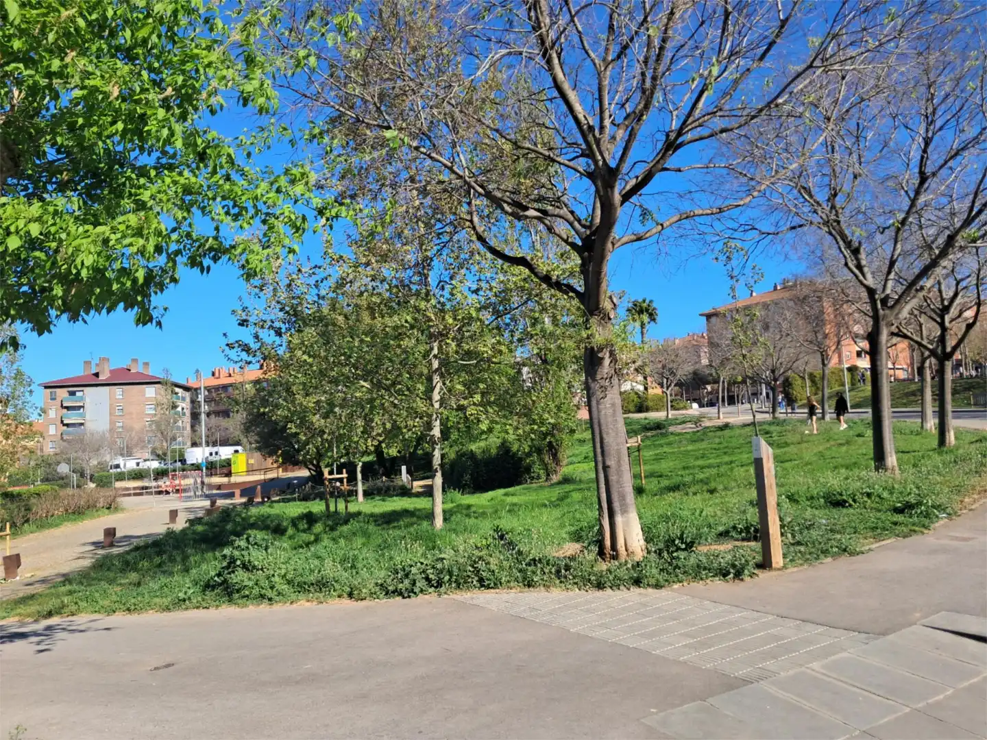 Vista exterior de Piso en venta en Santa Coloma de Cervelló con Calefacción, Jardín privado y Parquet