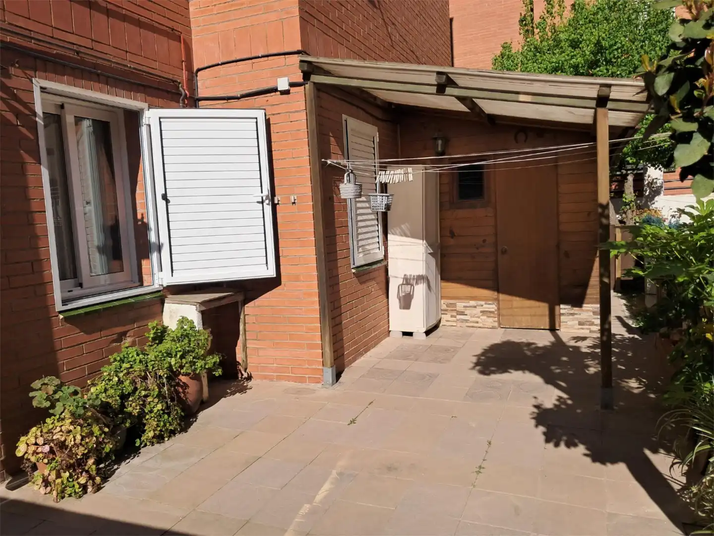 Vista exterior de Piso en venta en Santa Coloma de Cervelló con Calefacción, Jardín privado y Parquet