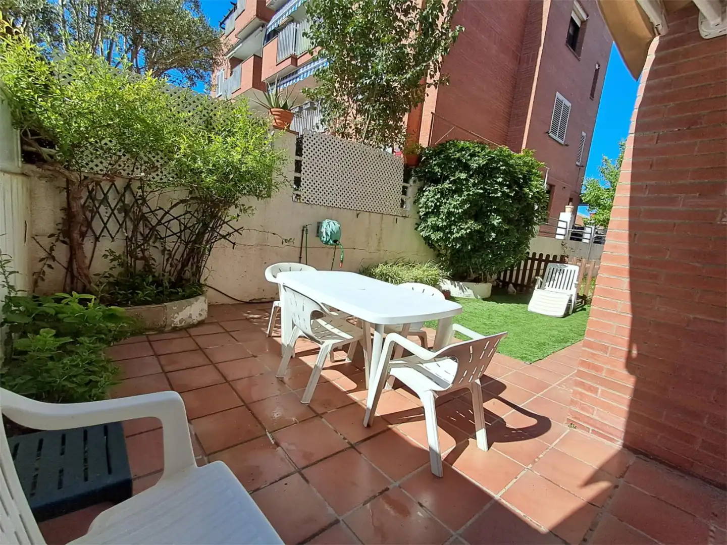Terraza de Piso en venta en Santa Coloma de Cervelló con Calefacción, Jardín privado y Parquet