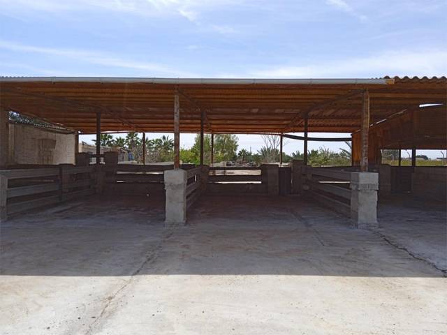 Garaje en Alquiler en Lugar Alzabaras Alto Poligono 1, 8017 en Alzabares