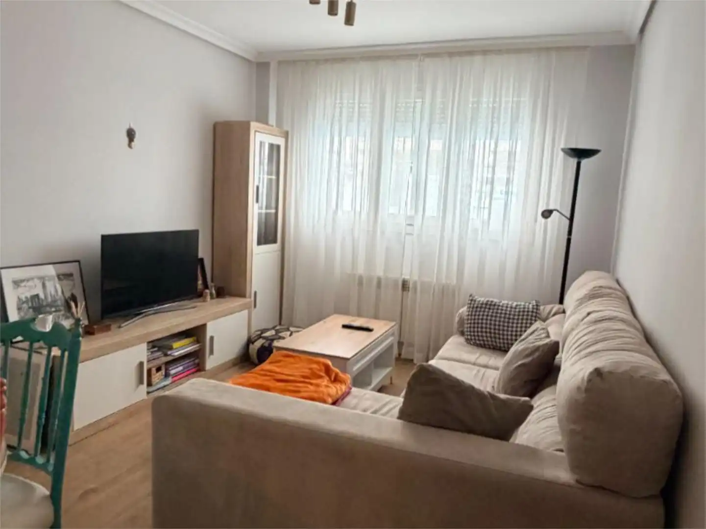 Habitación en Calle Tejares, 39, Carretas - Pajarita Sala de estar de Piso para compartir en Albacete con Aire acondicionado, Calefacción y Parquet