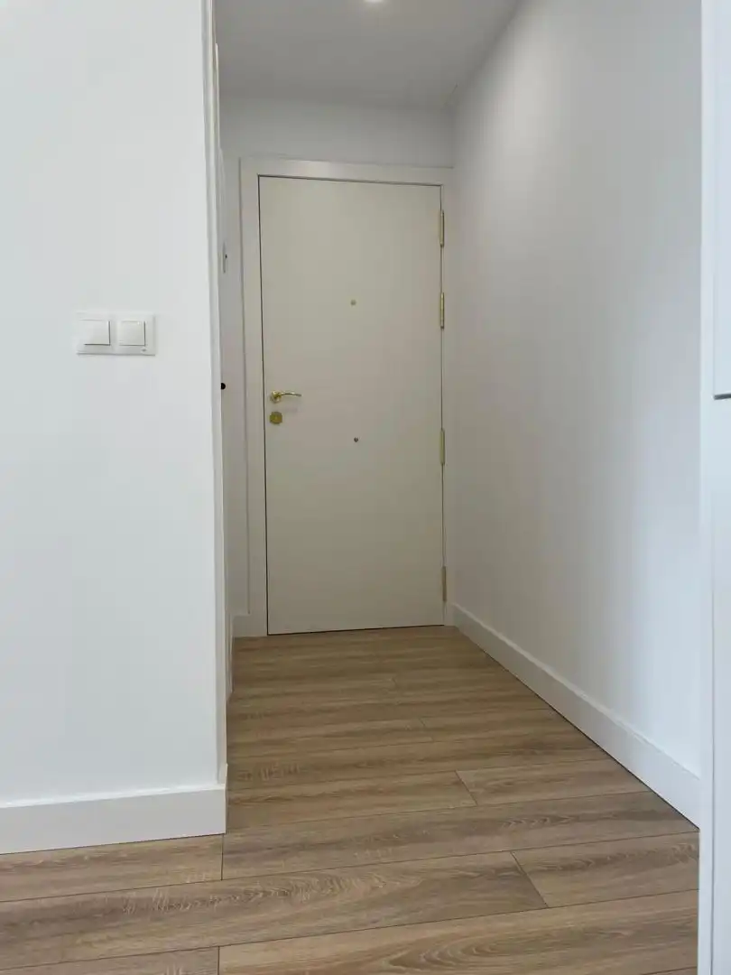 Flat for rent in Avenida de Alberto Alcocer, 43, Nueva España Flat for rent in Madrid Capital with Air Conditioner, Terrace and Swimming Pool