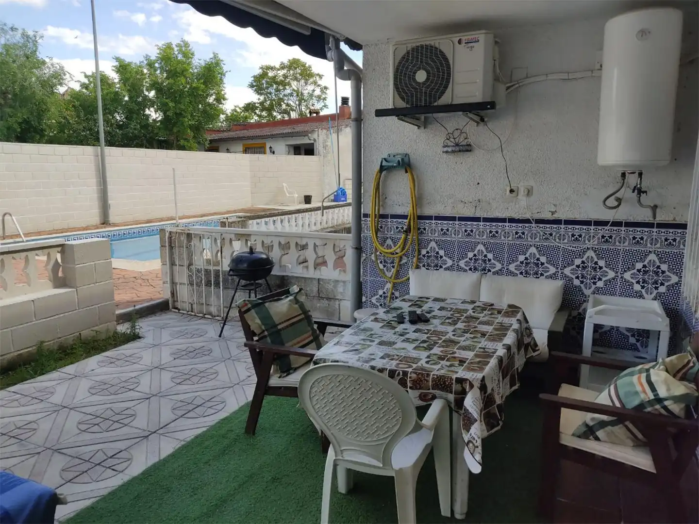 Terraza de Piso en venta en El Casar de Escalona con Aire acondicionado, Calefacción y Jardín privado