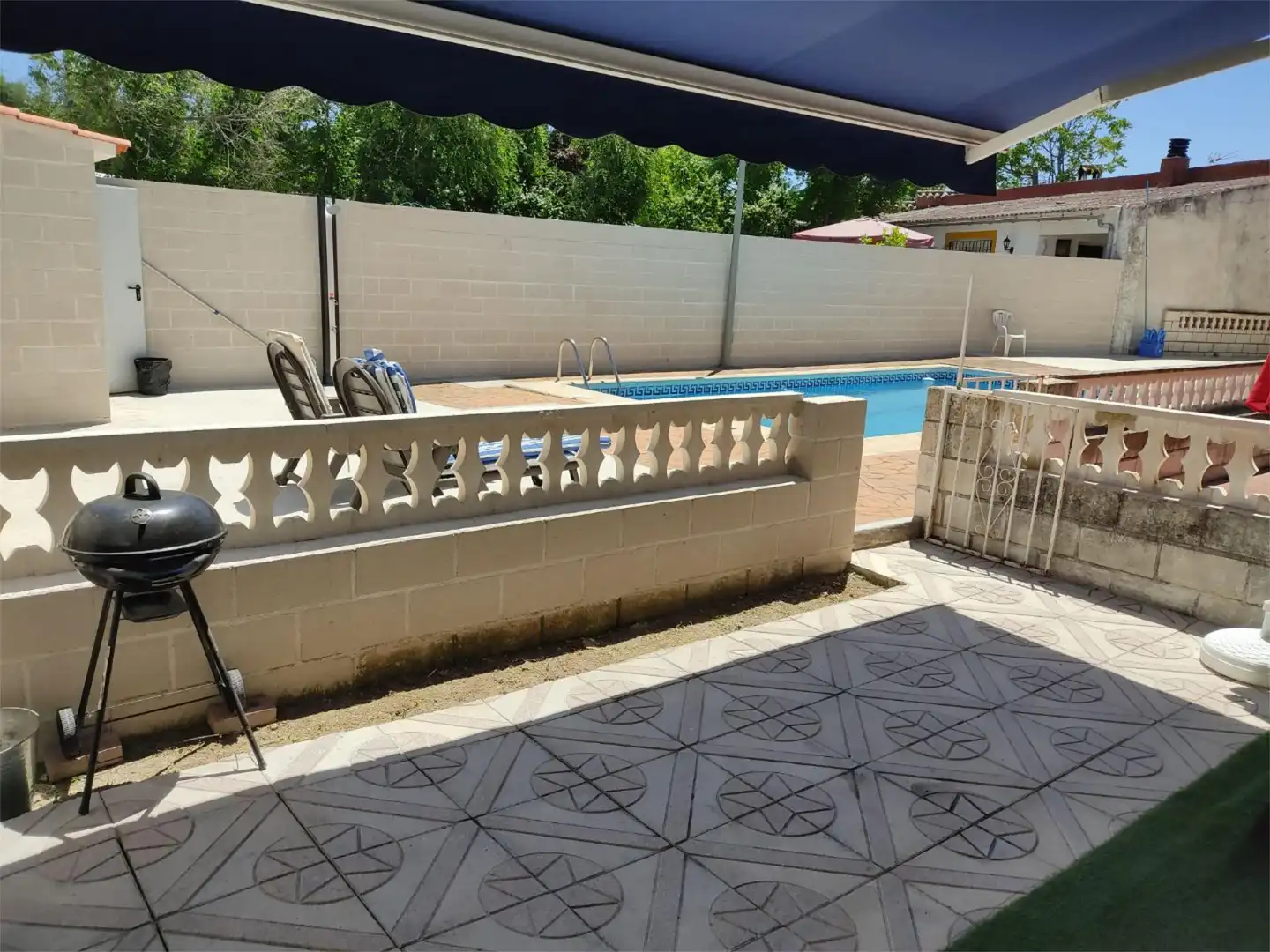 Piscina de Piso en venta en El Casar de Escalona con Aire acondicionado, Calefacción y Jardín privado