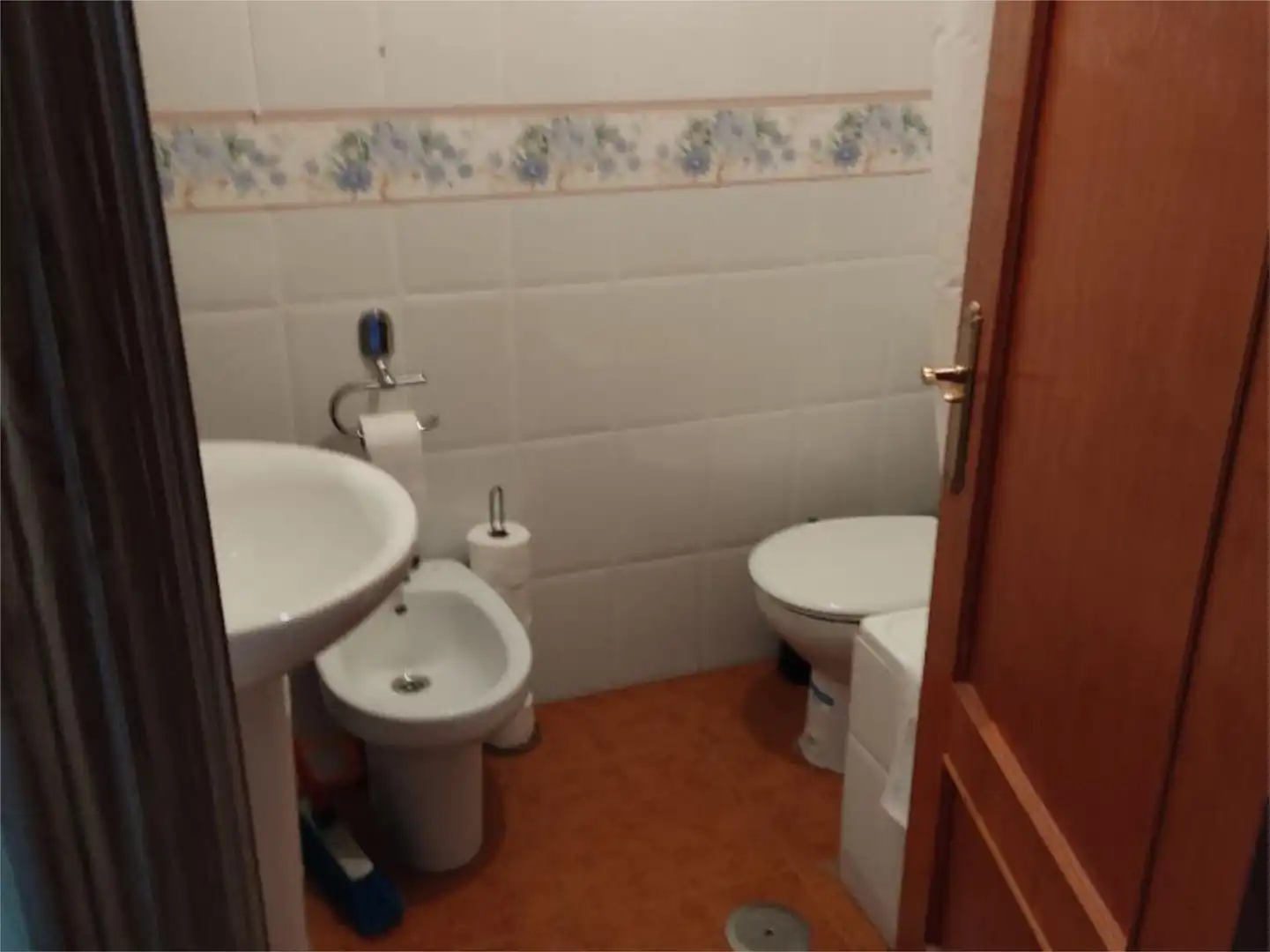 Baño de Piso en venta en El Casar de Escalona con Aire acondicionado, Calefacción y Jardín privado