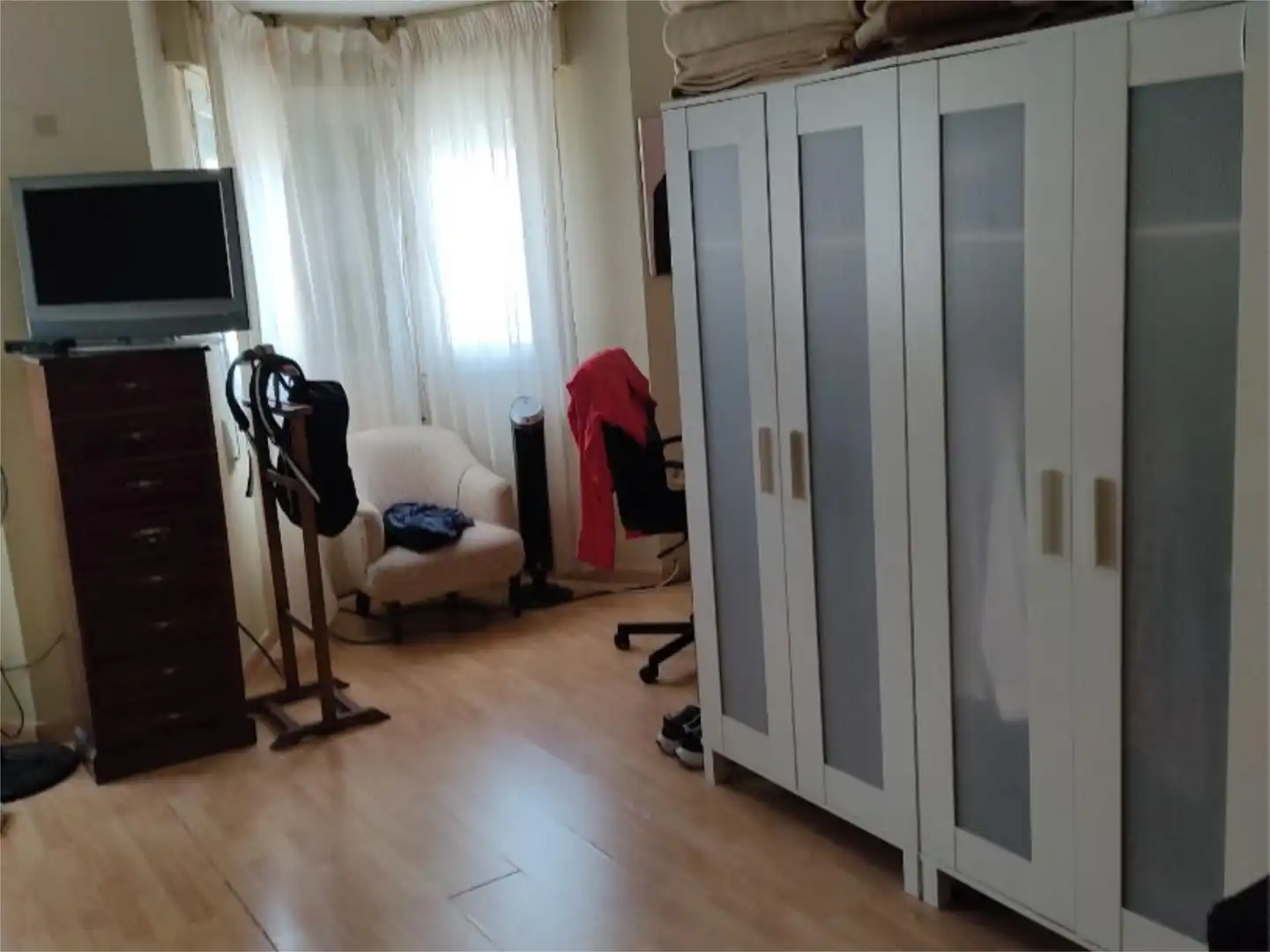 Habitación de Piso en venta en El Casar de Escalona con Aire acondicionado, Calefacción y Jardín privado