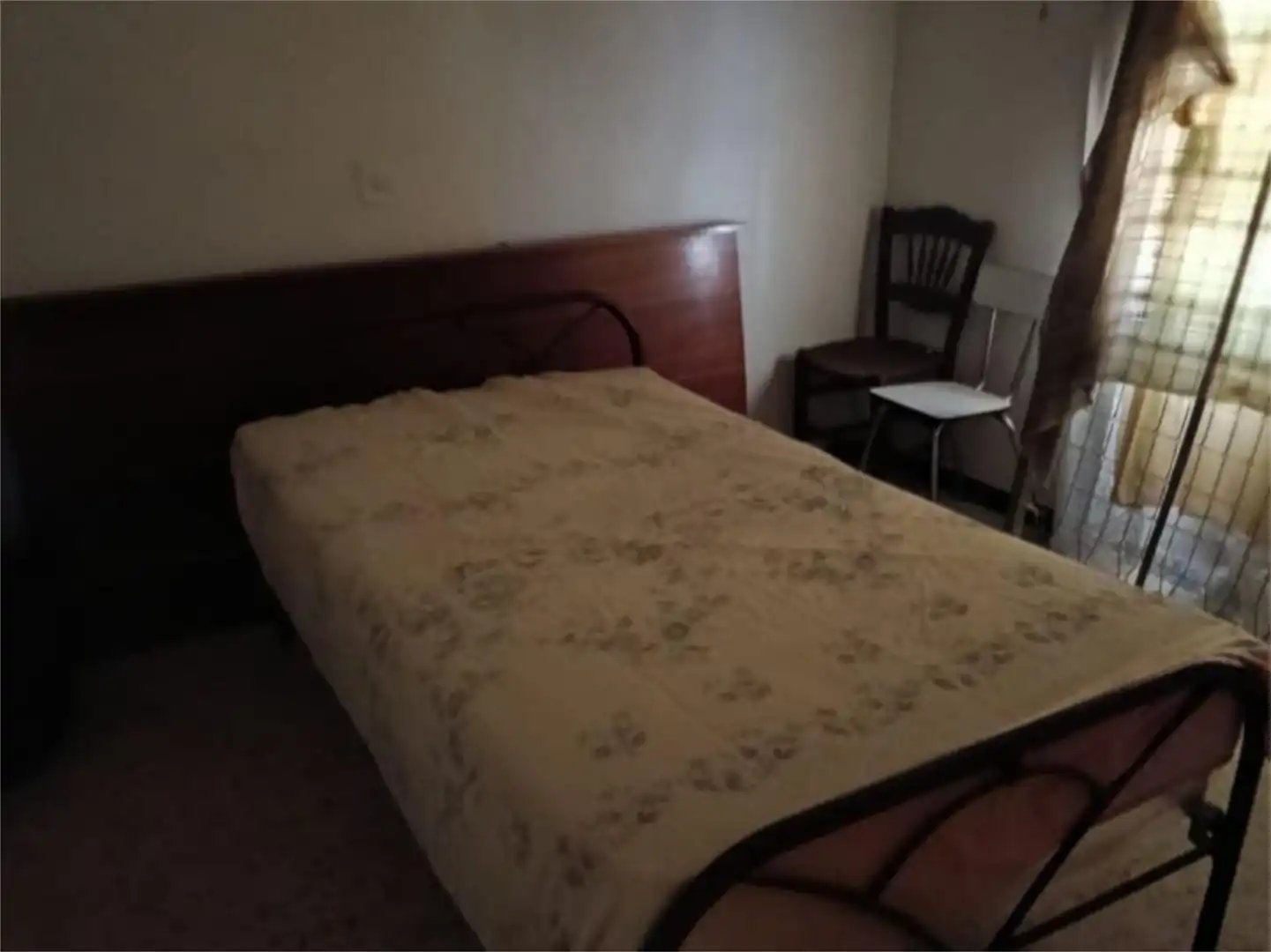 Casa adosada en venda a Calle Redondal, 10, Sevilleja de la Jara Dormitori de Casa adosada en venda en Sevilleja de la Jara amb Calefacció, Jardí privat i Terrassa