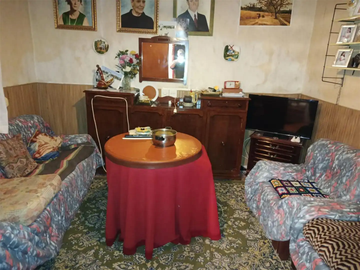 Casa adosada en venda a Calle Redondal, 10, Sevilleja de la Jara Menjador de Casa adosada en venda en Sevilleja de la Jara amb Calefacció, Jardí privat i Terrassa