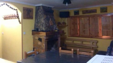 Casa adosada en venda a Calle San Pedro, 37, Vega de Espinareda, León - imatge 2 Foto 2 de Casa adosada en venda a Calle San Pedro, 37, Vega de Espinareda, León
