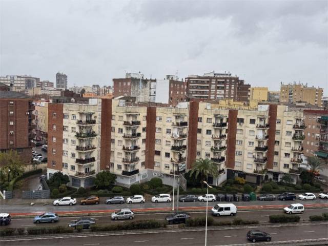Piso en Venta en Avenida Colón, 21 en Montijo