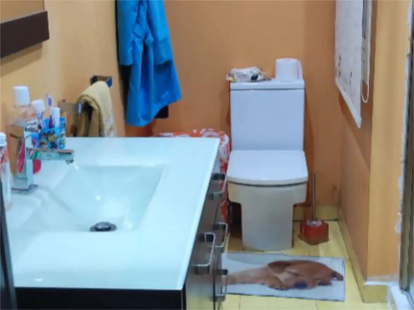 Wohnung zum Verkauf in Rúa Cabeza de Manzaneda, 3, Casco Viejo Badezimmer von Wohnung zum Verkauf in Ourense Capital mit Klimaanlage und Balkon
