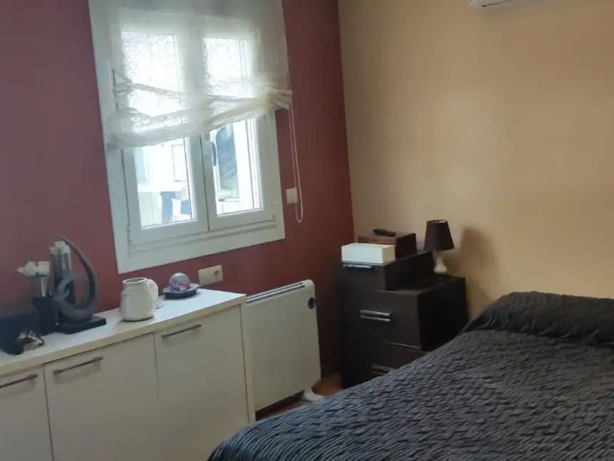 Wohnung zum Verkauf in Rúa Cabeza de Manzaneda, 3, Casco Viejo Schlafzimmer von Wohnung zum Verkauf in Ourense Capital mit Klimaanlage und Balkon