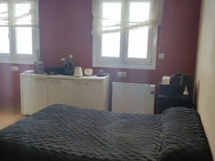 Wohnung zum Verkauf in Rúa Cabeza de Manzaneda, 3, Casco Viejo Schlafzimmer von Wohnung zum Verkauf in Ourense Capital mit Klimaanlage und Balkon