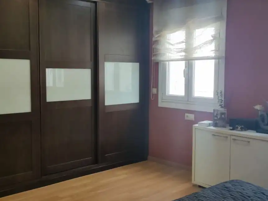 Wohnung zum Verkauf in Rúa Cabeza de Manzaneda, 3, Casco Viejo Schlafzimmer von Wohnung zum Verkauf in Ourense Capital mit Klimaanlage und Balkon