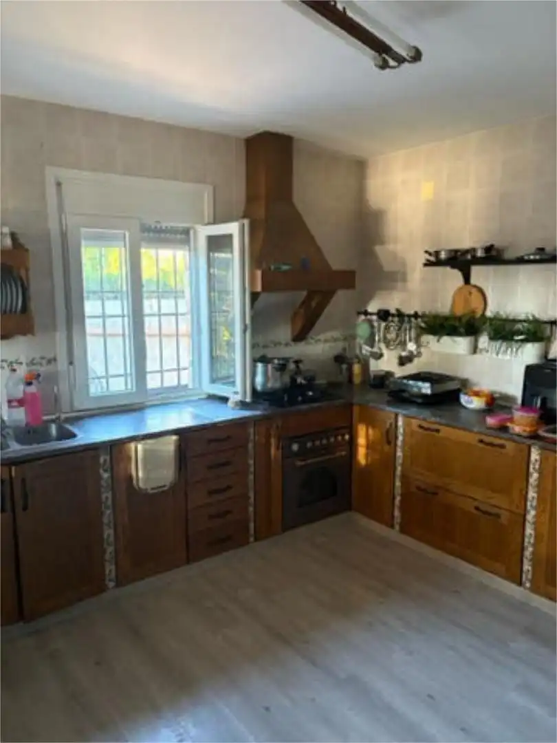 Einfamilien-Reihenhaus zum Verkauf in Villarrobledo Küche von Einfamilien-Reihenhaus zum Verkauf in Villarrobledo mit Heizung, Privatgarten und Terrasse