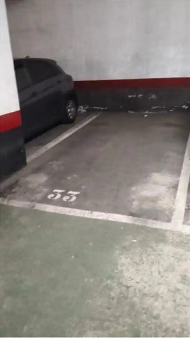 Parking of Garage for rent in  Madrid Capital