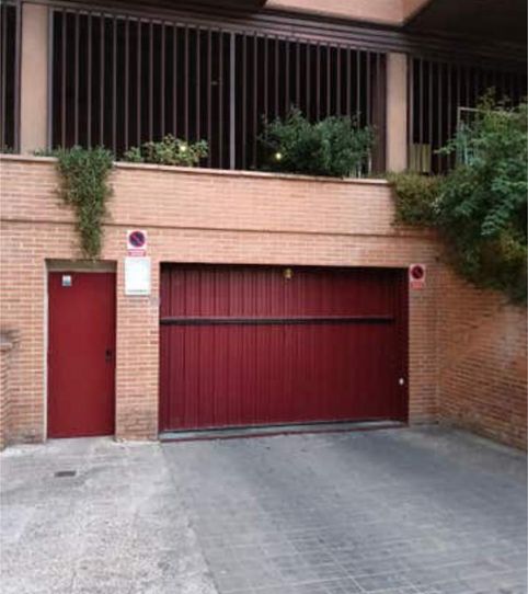 Garaje de alquiler en Lucero, Madrid Capital - imagen 2 Foto 2 de Garaje de alquiler en Lucero, Madrid Capital