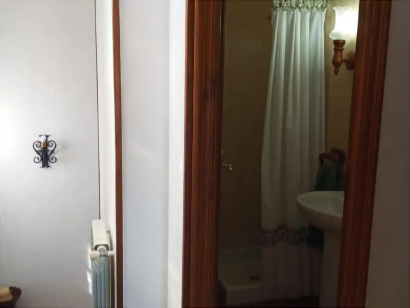 Flat for sale in Calle San Roque, 22, Cubillas de Santa Marta Bathroom of Flat for sale in Cubillas de Santa Marta with Heating, Private garden and Storage room