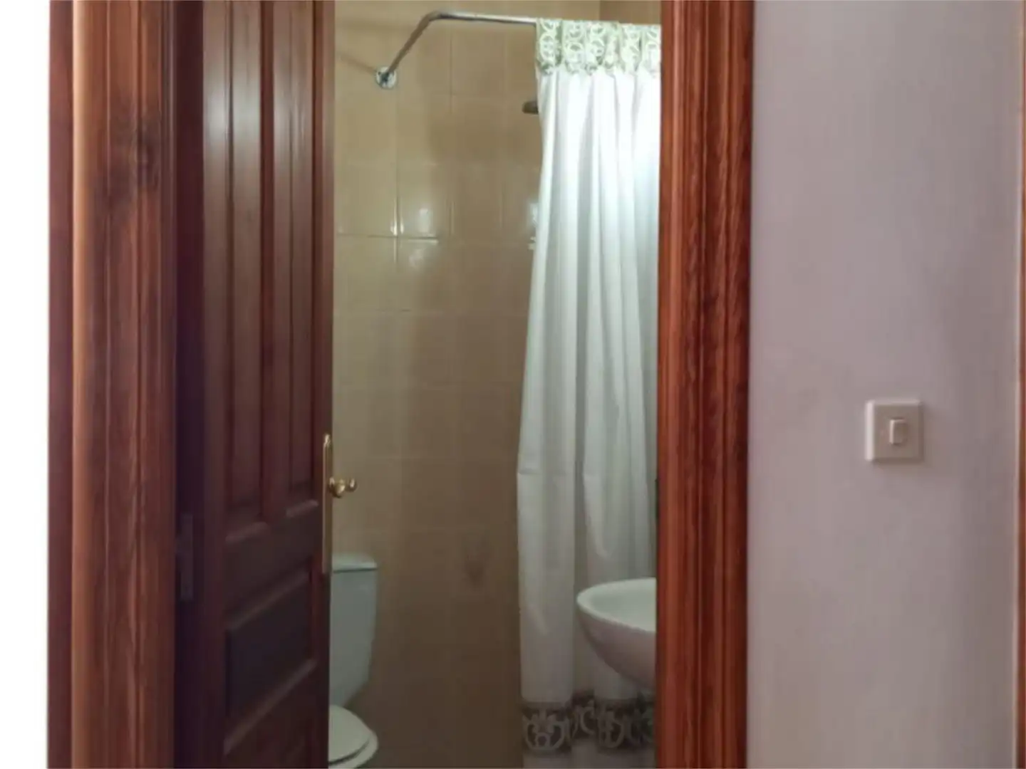 Flat for sale in Calle San Roque, 22, Cubillas de Santa Marta Bathroom of Flat for sale in Cubillas de Santa Marta with Heating, Private garden and Storage room