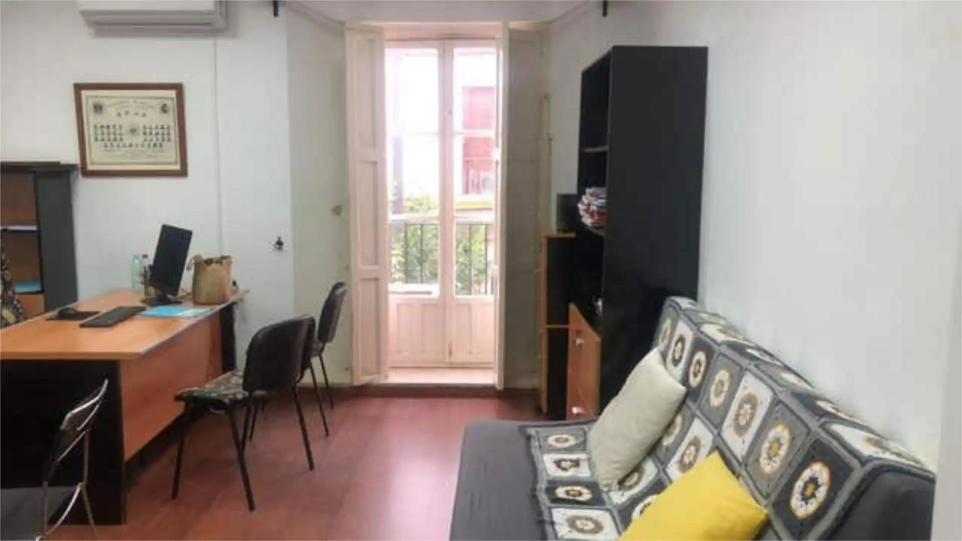 Schlafzimmer von Büro zur Miete in Sanlúcar de Barrameda mit Klimaanlage