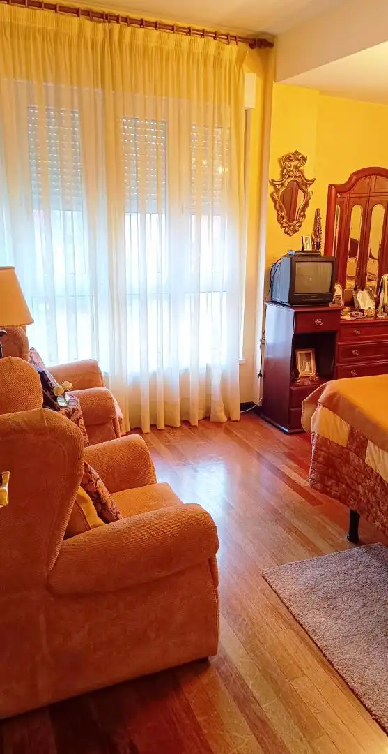 Living room of Flat for sale in Parres
