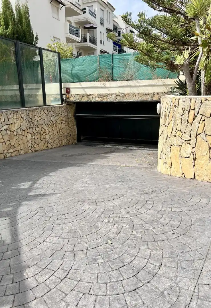 Parkplatz von Garage zur Miete in Marbella