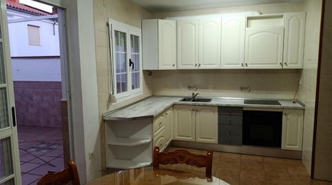 Foto 5 de Casa adosada en venta en Avenida Málaga, 65, Juzgados - La Feria, Ronda