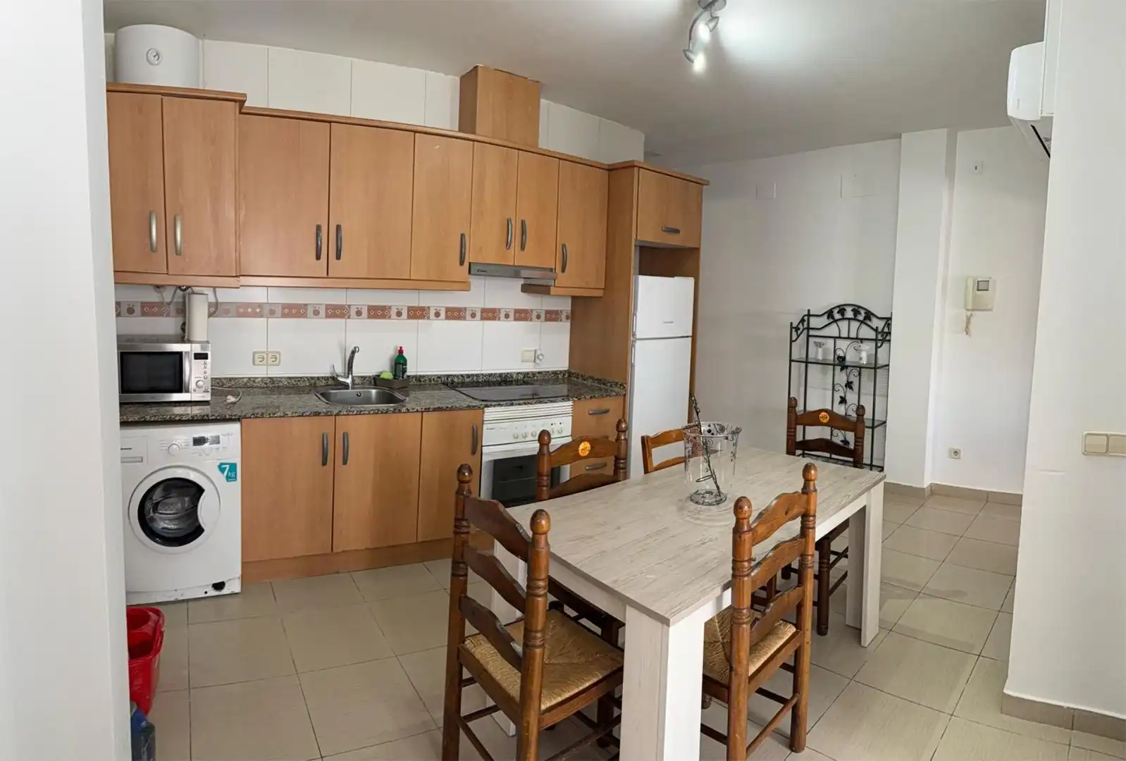 Cocina de Piso de alquiler en Villarrobledo con Aire acondicionado, Calefacción y Amueblado