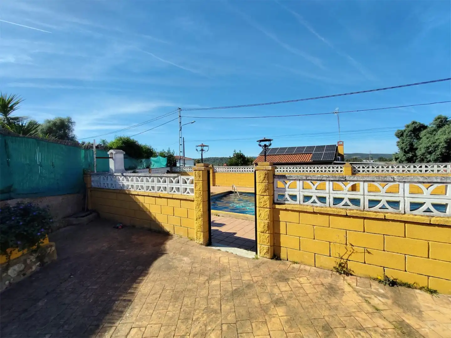 Country homes for sale in Calle del Acebuchal, 74, Palma del Río Exterior view of Country homes for sale in Palma del Río with Air Conditioner and Swimming Pool
