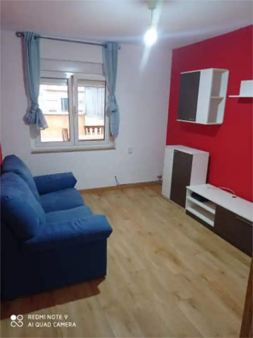 Sala de estar de Piso de alquiler en Oviedo  con Calefacción, Terraza y Trastero