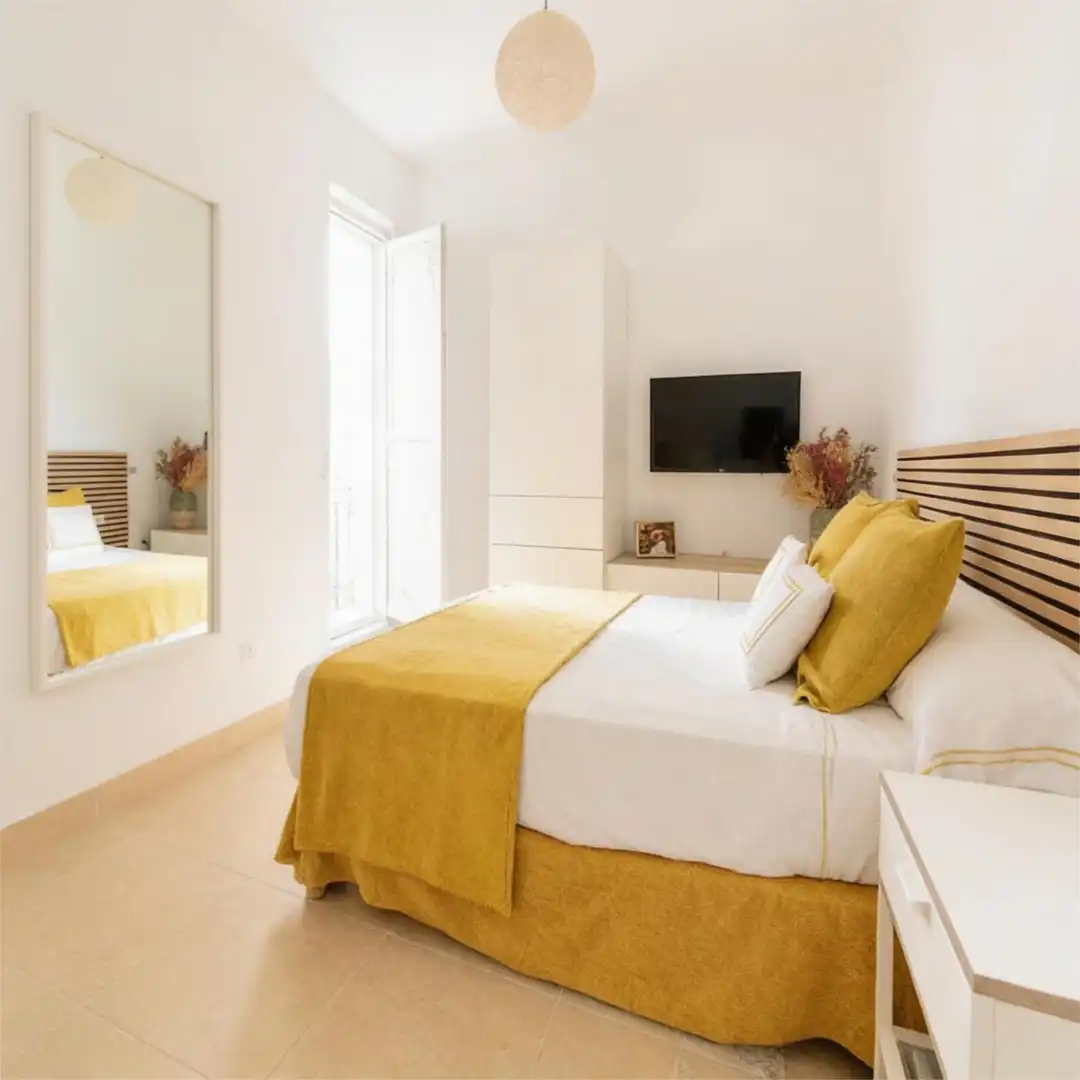 Schlafzimmer von Dachboden zum Verkauf in Massamagrell mit Klimaanlage und Terrasse