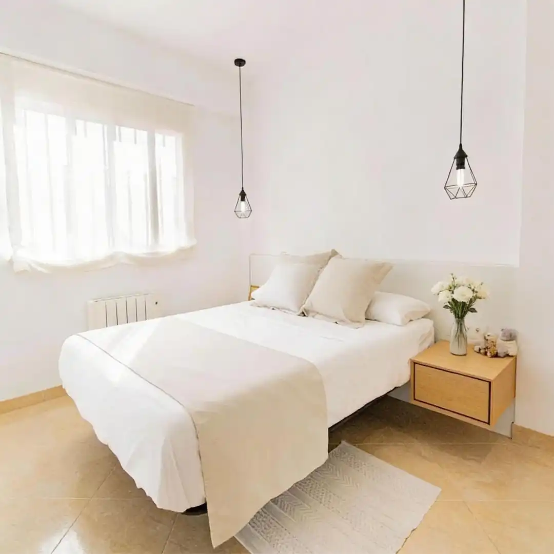 Schlafzimmer von Dachboden zum Verkauf in Massamagrell mit Klimaanlage und Terrasse