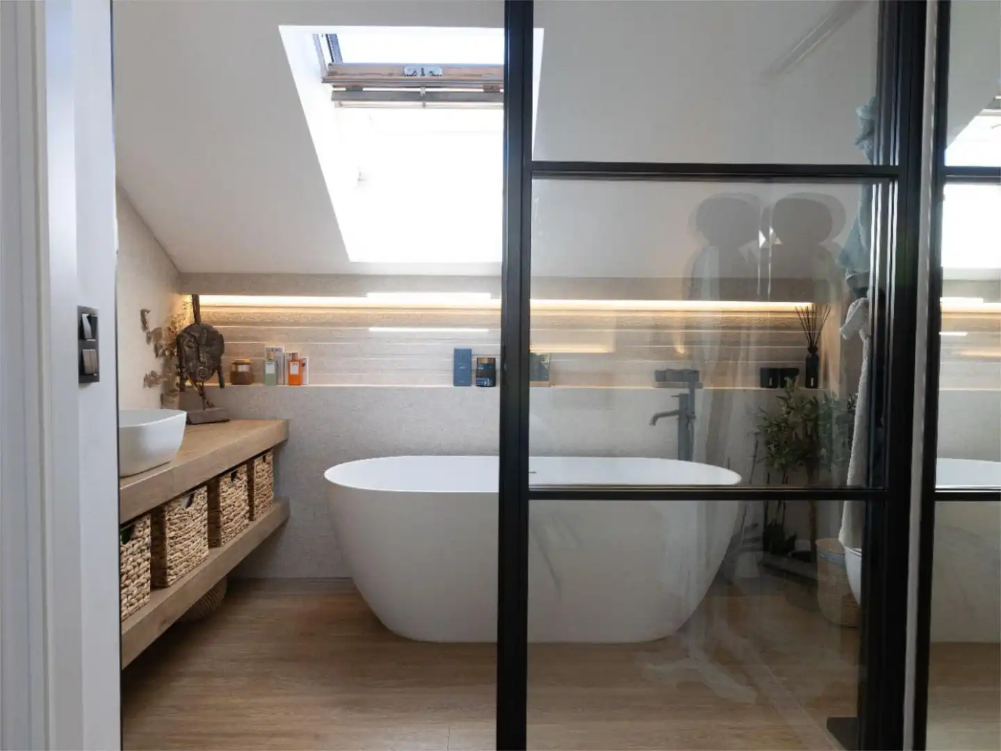 Flat for sale in Barrio Los Perales, 205, Marina de Cudeyo Bathroom of Flat for sale in Marina de Cudeyo with Terrace and Swimming Pool