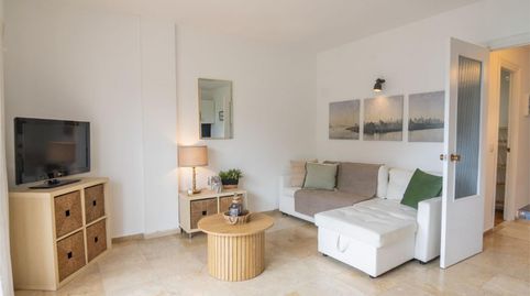 Foto 3 von Wohnung zur Miete in Calle Torre Almenara, 6, Puerto de Estepona, Estepona