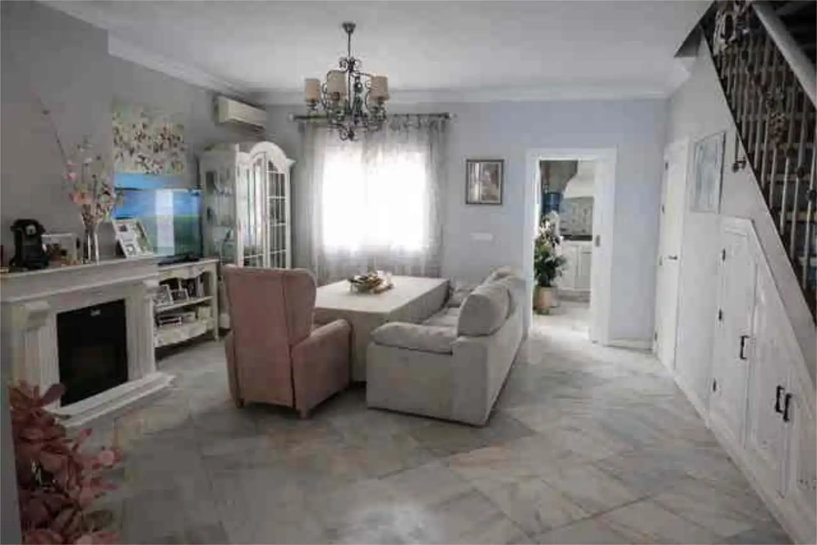Casa o chalet en venta en Bollullos Par del Condado Sala de estar de Casa o chalet en venta en Bollullos Par del Condado con Calefacción, Jardín privado y Terraza