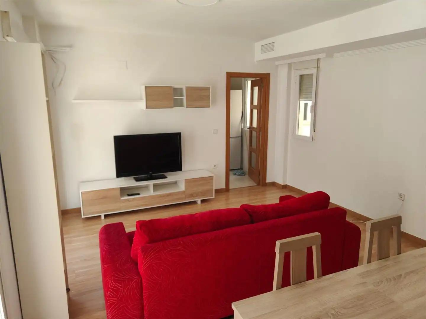 Piso de alquiler en Calle Eugenio Montes, 19, Centro Sala de estar de Piso de alquiler en Elda con Aire acondicionado, Parquet y Amueblado