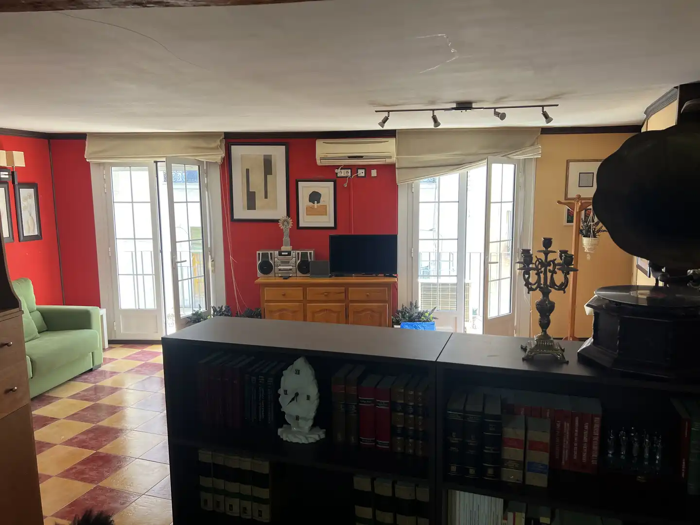 Piso en venta en Calle de Ramón Pignatelli, 68, Plaza de Toros Sala de estar de Piso en venta en Zaragoza con Aire acondicionado, Calefacción y Trastero