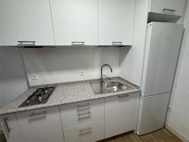 Apartamento en Alquiler en Juan XXIII - Rochelambert