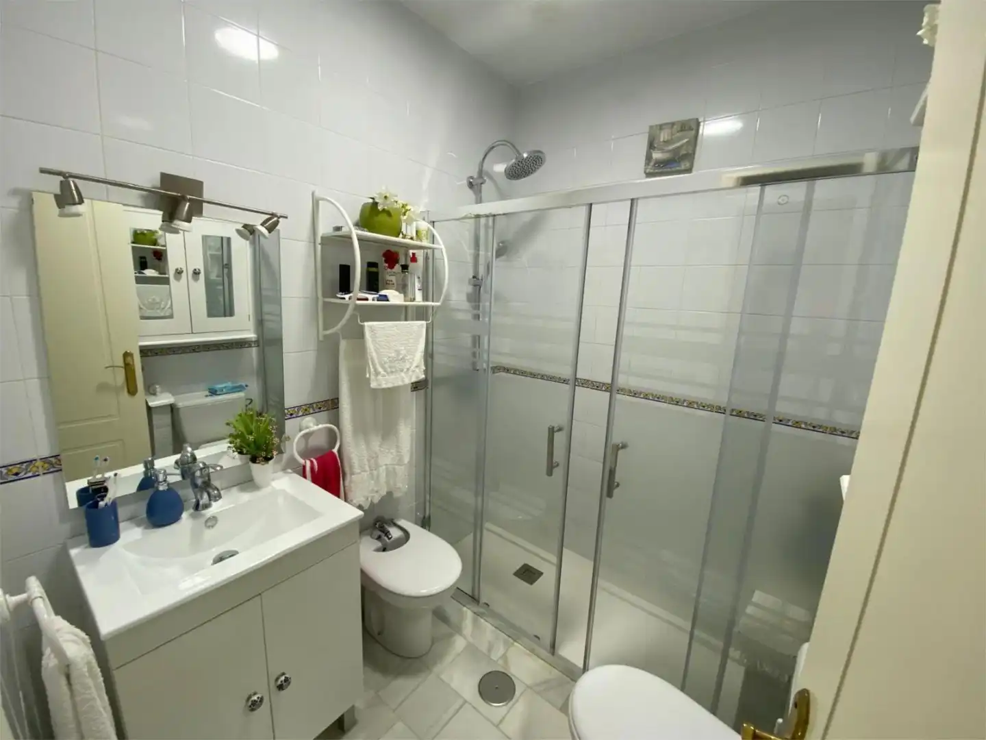 Detached homes for sale in Avenida de las Cumbres, 4, Islantilla Golf Bathroom of Detached homes for sale in Islantilla with Air Conditioner, Terrace and Swimming Pool