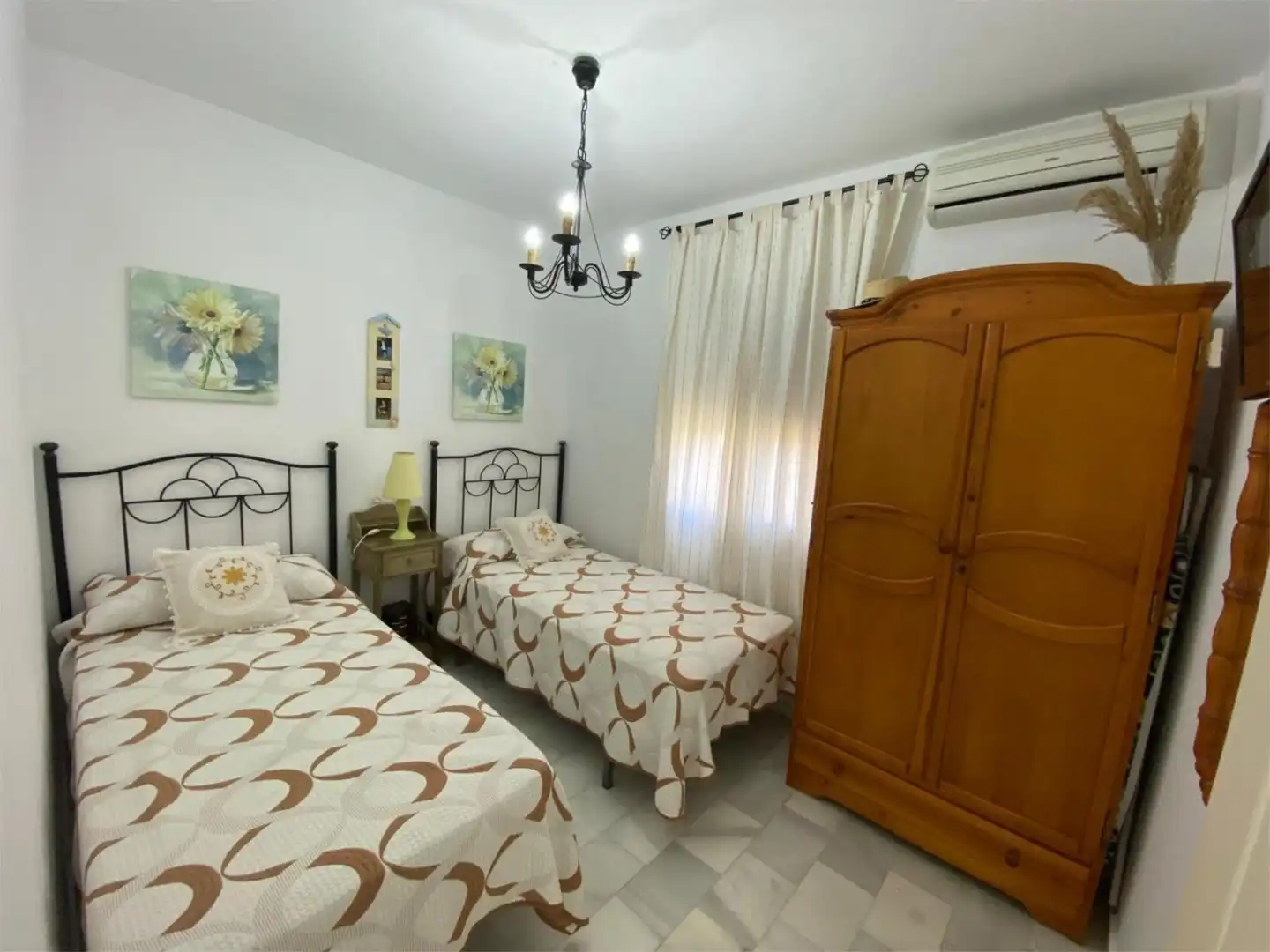 Detached homes for sale in Avenida de las Cumbres, 4, Islantilla Golf Bedroom of Detached homes for sale in Islantilla with Air Conditioner, Terrace and Swimming Pool