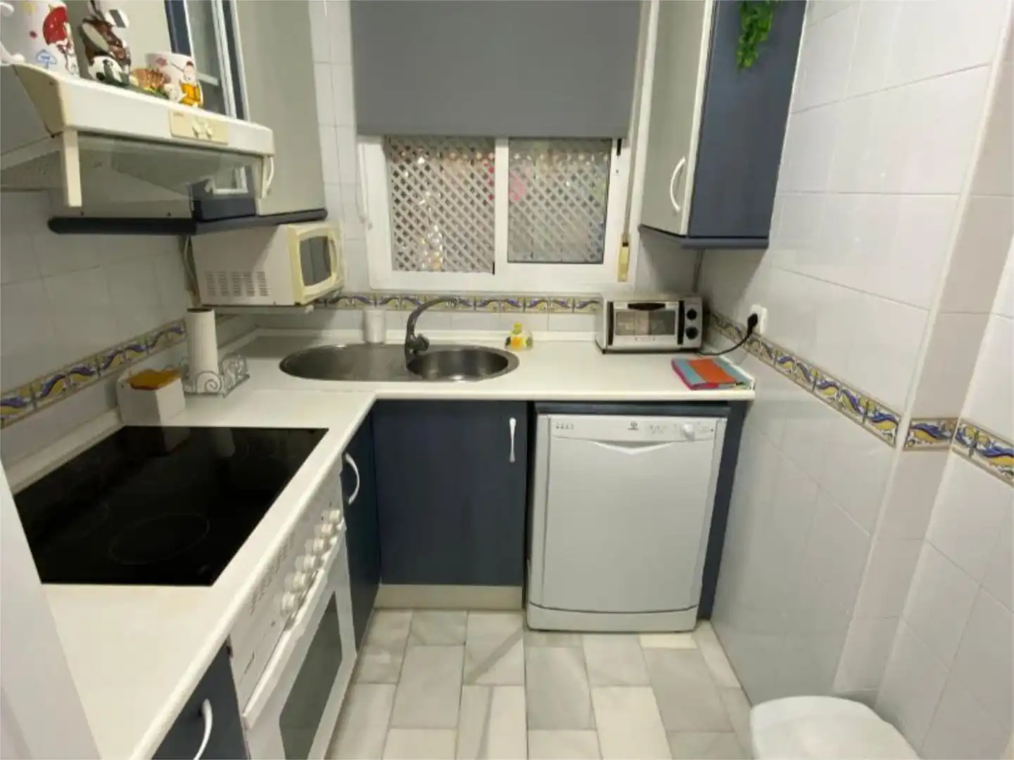 Detached homes for sale in Avenida de las Cumbres, 4, Islantilla Golf Kitchen of Detached homes for sale in Islantilla with Air Conditioner, Terrace and Swimming Pool