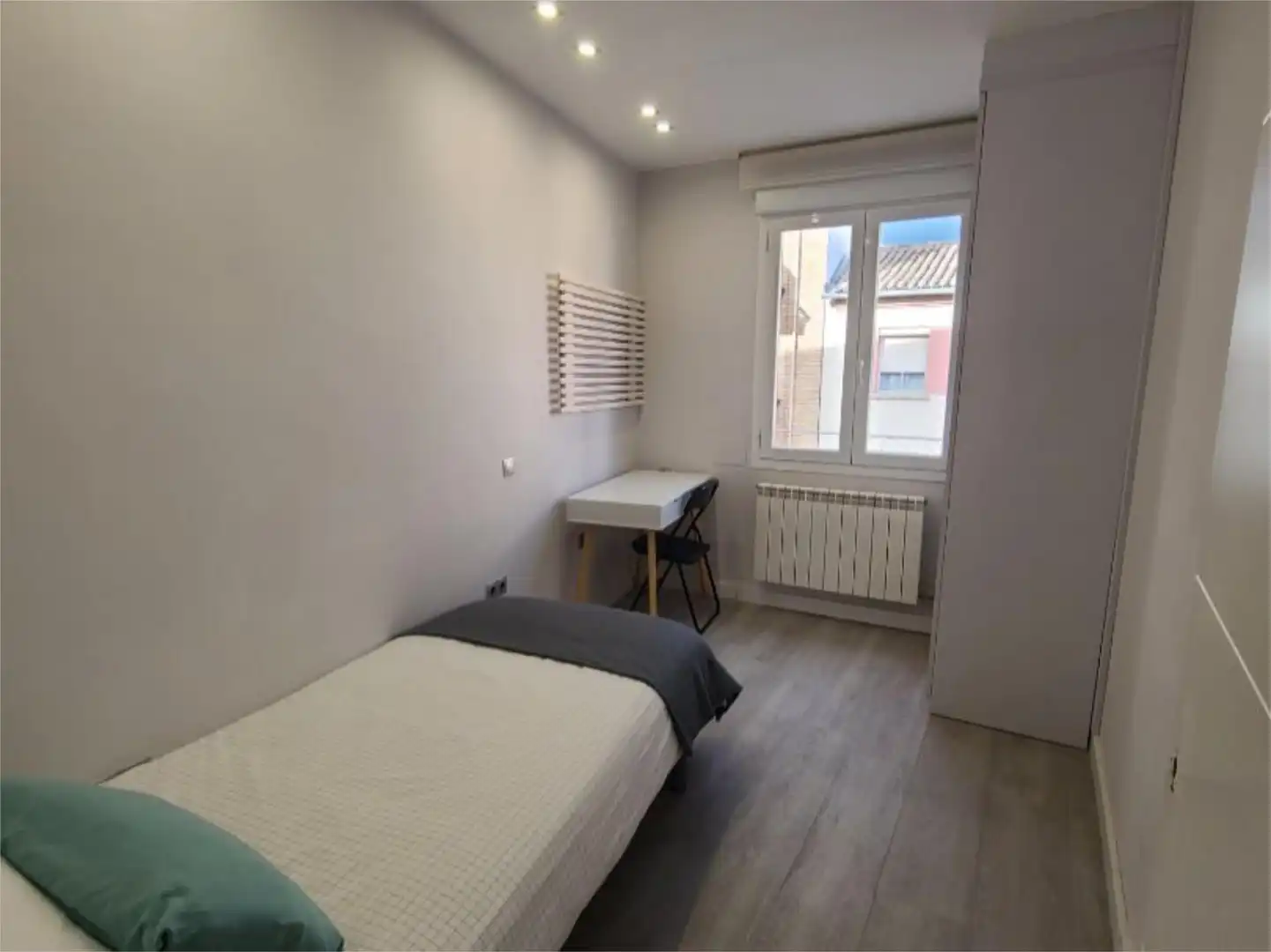Habitació a Calle San José de Calasanz, 18, San Millán - Ayuntamiento Habitació a Calle San José de Calasanz, 18, San Millán - Ayuntamiento